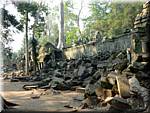 5249 Angkor Ta Prom.jpg