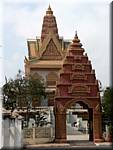 4978 Phnom Penh Wat Oienalom.jpg