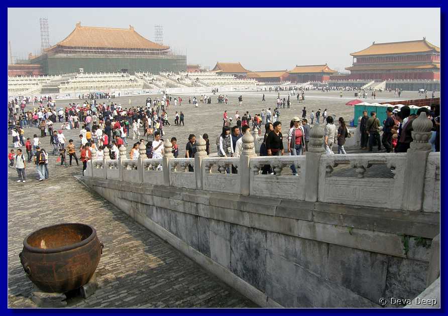 20071003 1117-44 DD 2163 Beijing Forbidden city_crop-if