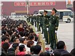 20071003 1700-46 DD 2295 Beijing Tian anmen plain soldiers-ay.jpg
