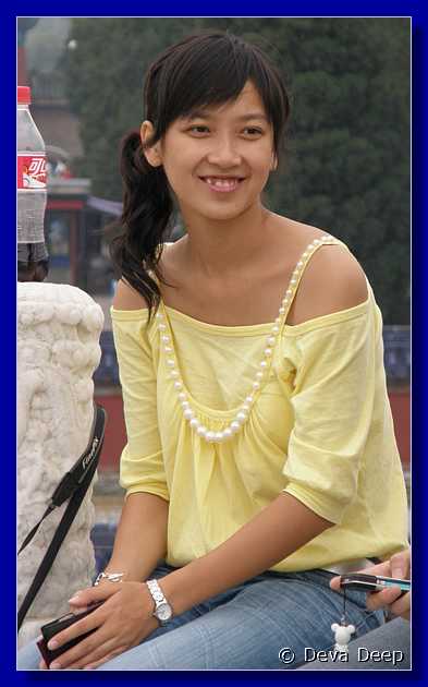 20071004 1405-46 DD 2425 Beijing Tian tan park girl