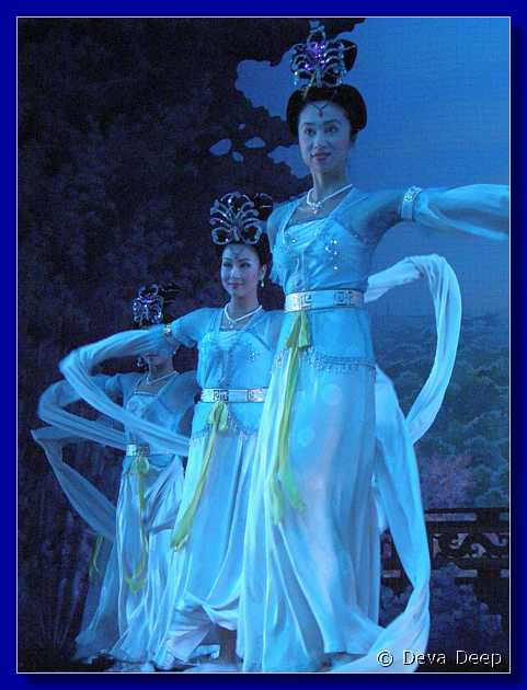 20071005 1813-32 DD 2697 Xi'an Shaanxi Grand Opera house-if