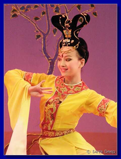 20071005 1842-18 DD 2623 Xi'an Shaanxi Grand Opera house