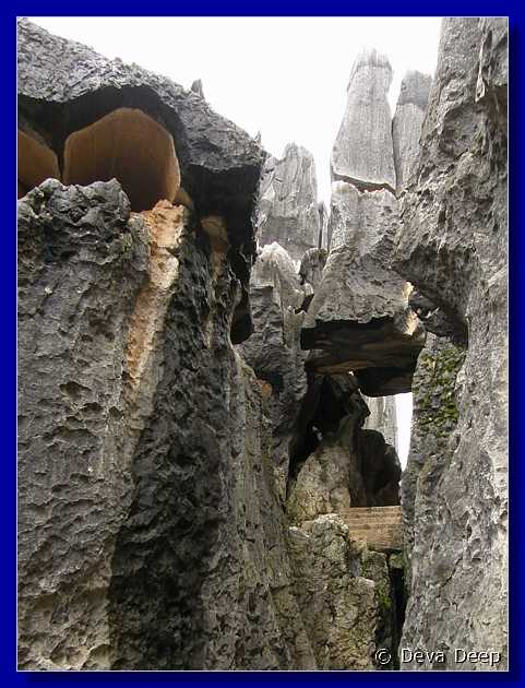 20071019 0922-10 DD 4547 Shilin Stone forest