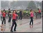 20071005 0825-08 DD 2499 Xi'an Tai Chi & dance New city square.JPG