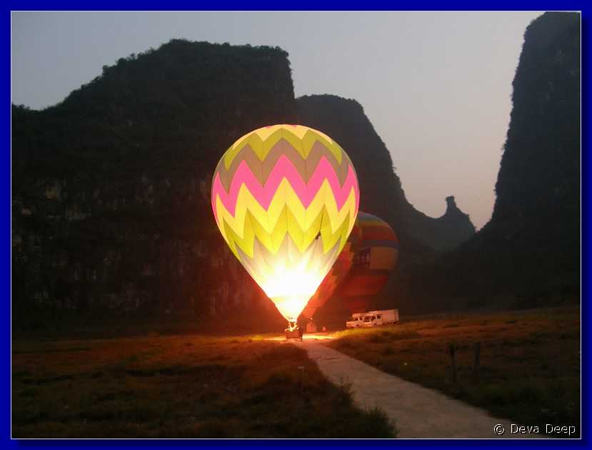 20071020 0621-32 AR 1265 Yangshuo balloon trip-nn
