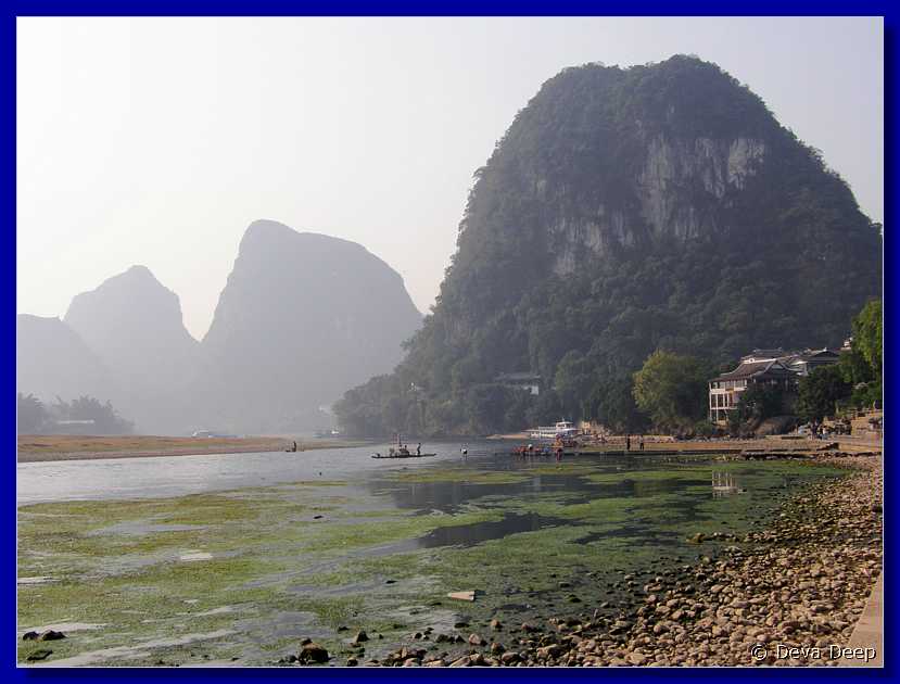 20071020 0853-46 DD 4560 Yangshuo Li river - mountains-ay