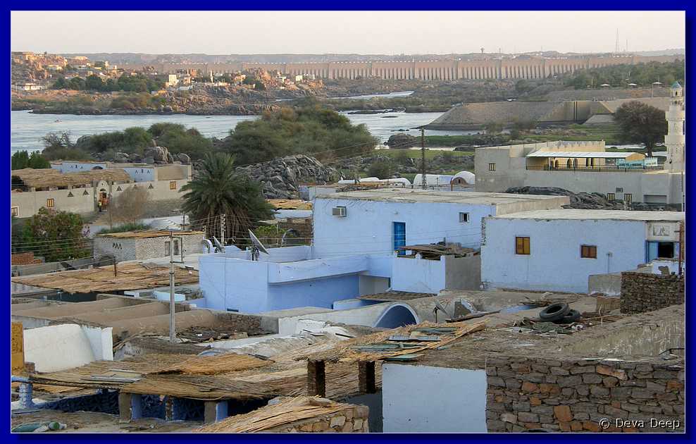 A02 Aswan Nubian village old dam