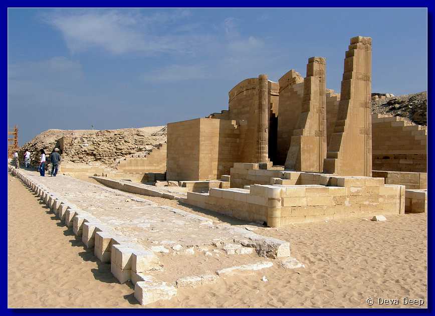 C34 Saqqara Wall