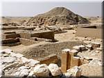 C36 Saqqara ruins.jpg