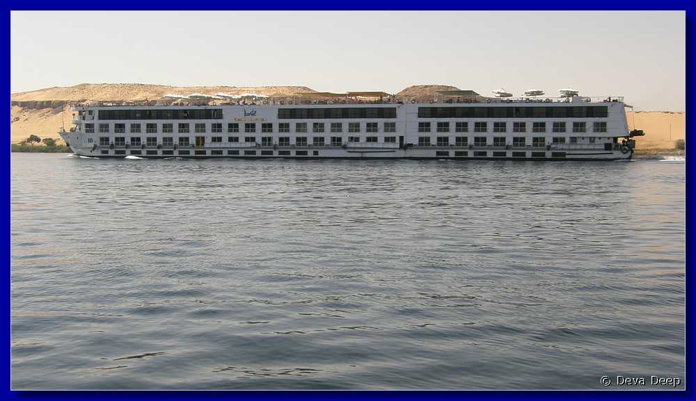 T04 Aswan to Luxor by boat-cruise boat