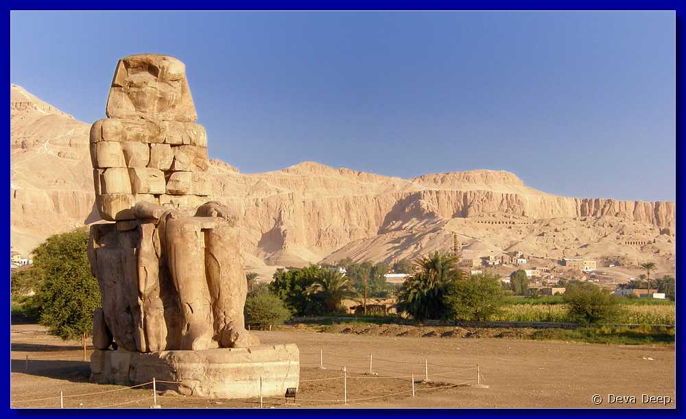 L08 Luxor Colosus of Memnon