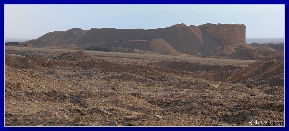 D71 Desert before Aswan 