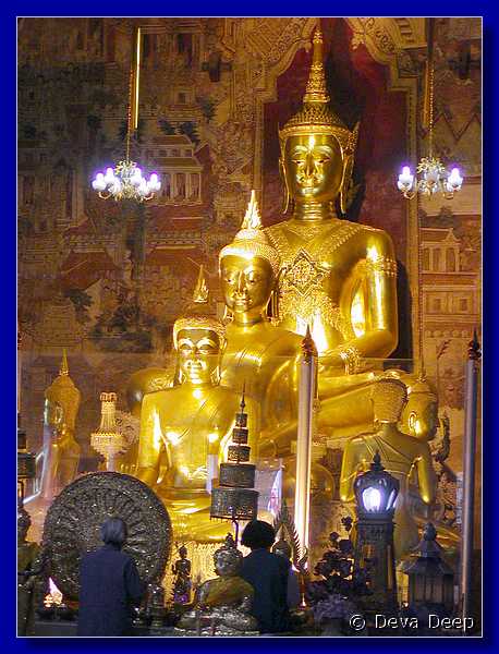 Thailand Phetchaburi Wat Mahathat 30120 085044p