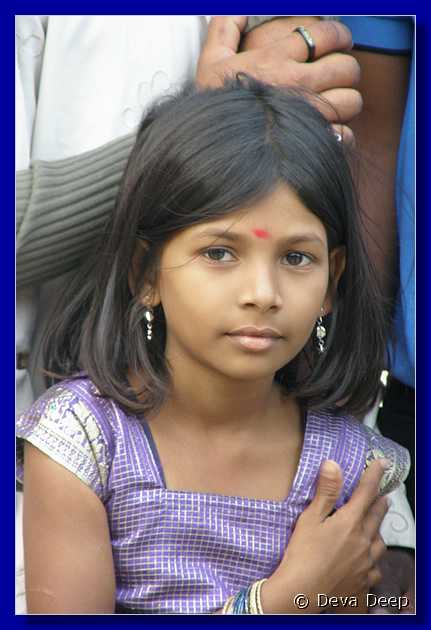 D08 Hampi young girl_pp