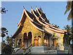 Laos Luang Prabang Wat Mai 3 1709ac.jpg