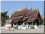 Laos Luang Prabang Wat Xieng Thong .JPG