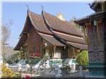 Laos Luang Prabang Wat Xieng Thong 4 104830ac.jpg