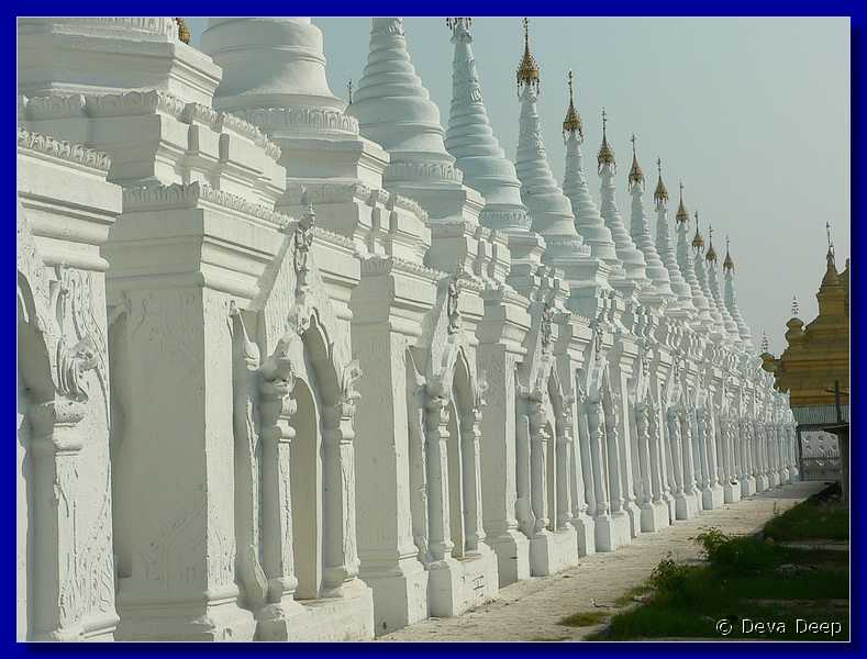 Myanmar Mandalay Sandaman Paya-16
