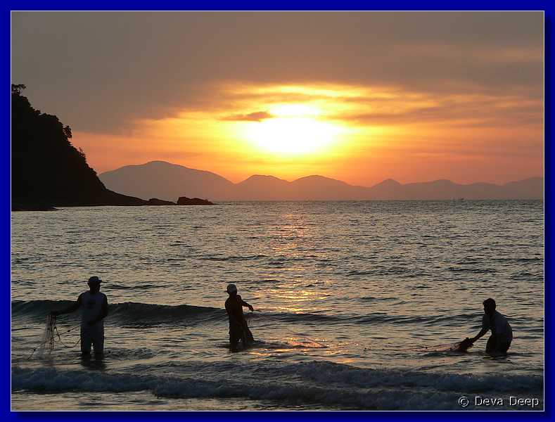 Thailand Ko Tarutao Ao Malea fishermen - sunset-13