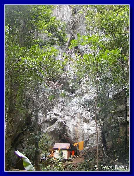 Thailand Krabi Wat Tham Seua 094818s
