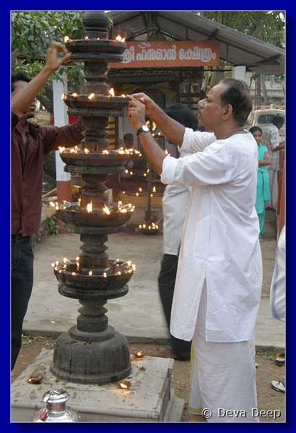 L22 Allepey Hindu temple celebration
