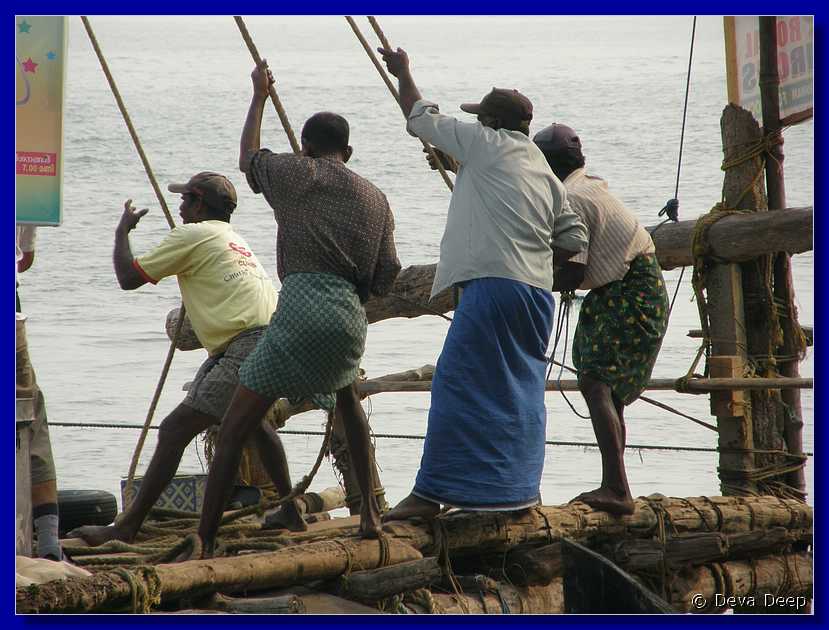F34 Fort Cochin Chinese fishing nets - fishing