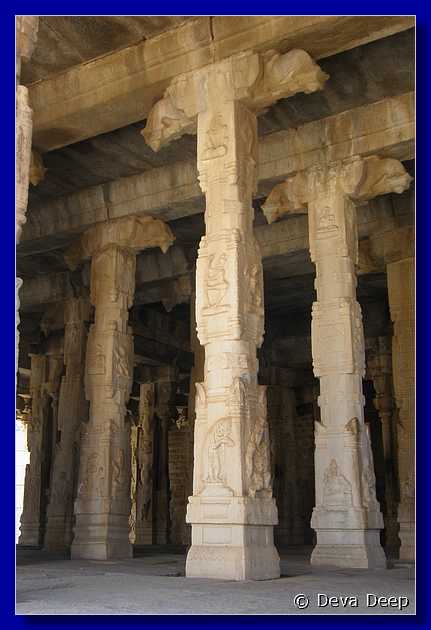 H137 Hampi Vitthala temple 71