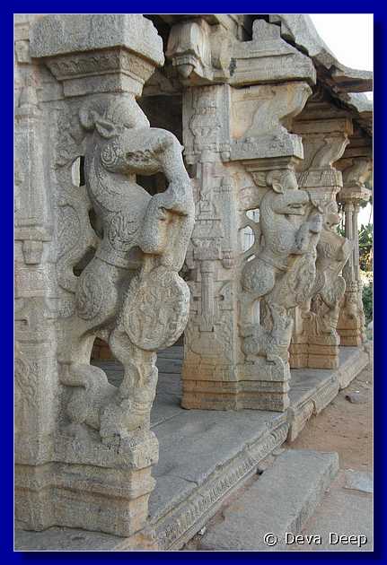 H174 Hampi Chandikeswara Temple 115