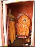 H201 Anegundi Durga temple Brahmin priest 218.JPG