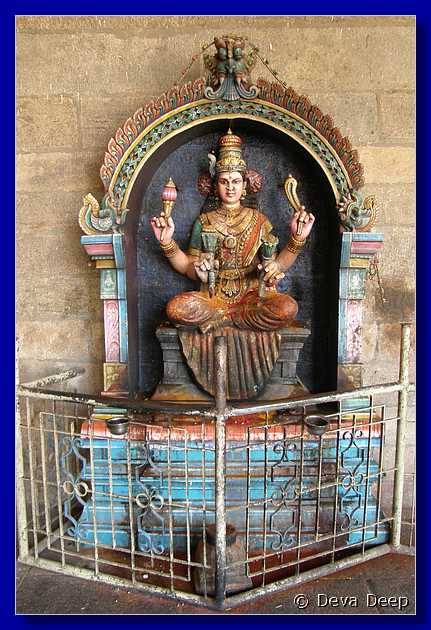 R22 Madurai Sri Meenakshi temple