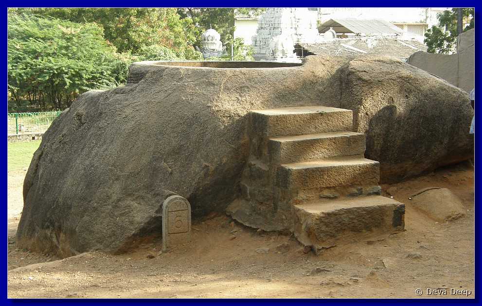 A22 Mahabalipuram Trimurti cave temple 