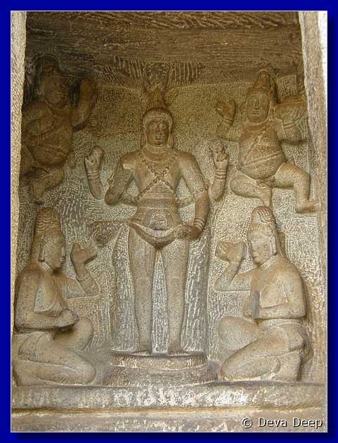 A26 Mahabalipuram Trimurti cave temple 