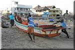 A12 Mahabalipuram Beach - fishing boats - people-ga .jpg
