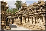 A75 Kanchipuram Kailasnatha temple .jpg