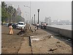 M48 Mumbai Street-dirt close to Gateway of India 38.JPG