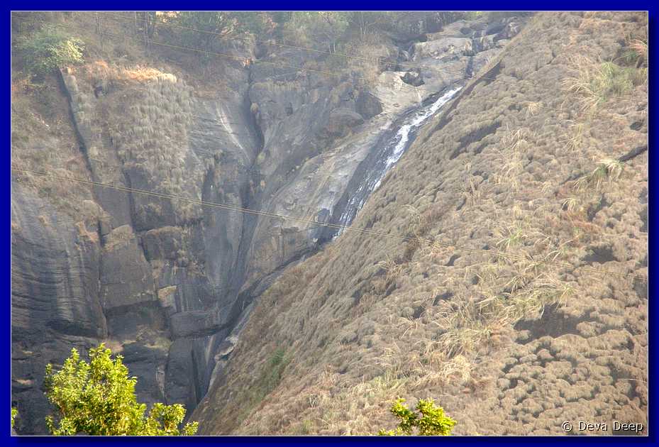 K87 Munnar Atthukad waterfalls