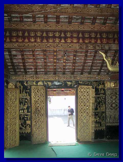 Luang Prabang Wat Xieng Thong 104-02
