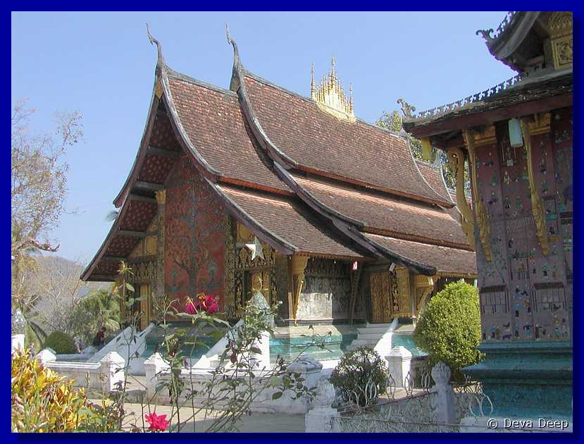 Luang Prabang Wat Xieng Thong 104-10