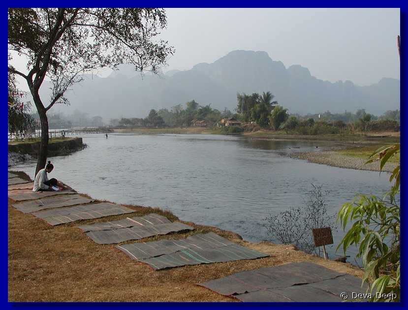 Vang Vieng River N28-06