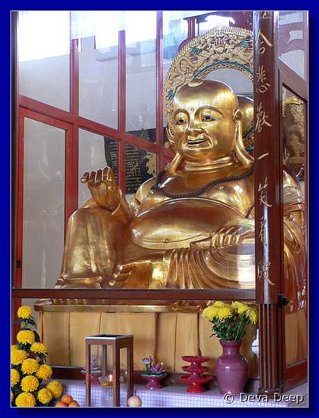 07538 20060126 0859-18 Cameron Highlands Sam Poh Temple Buddha