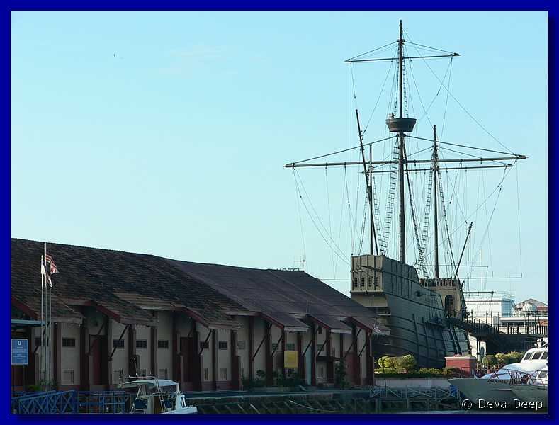 08201 20060201 0837-38 Melaka Old ship yard
