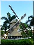 08196 20060201 0828-46 Melaka Dutch windmill.JPG