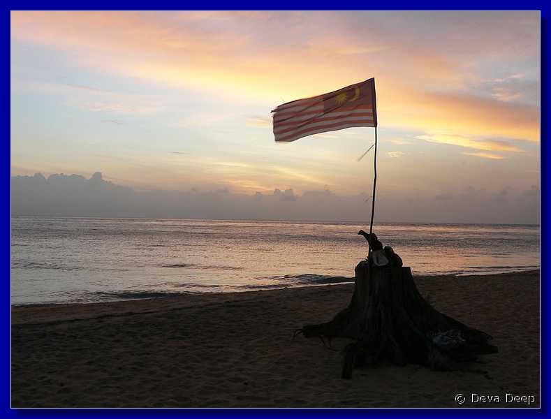 09584 20060207 1920-26 Tioman Nipah Sunset beach