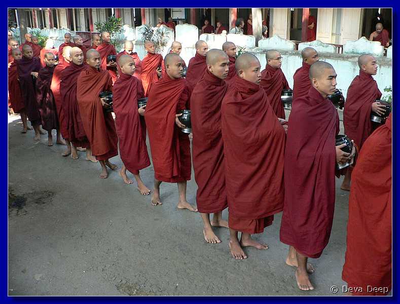 3087 Amarpura Mha Ganayon Kyaung Monks