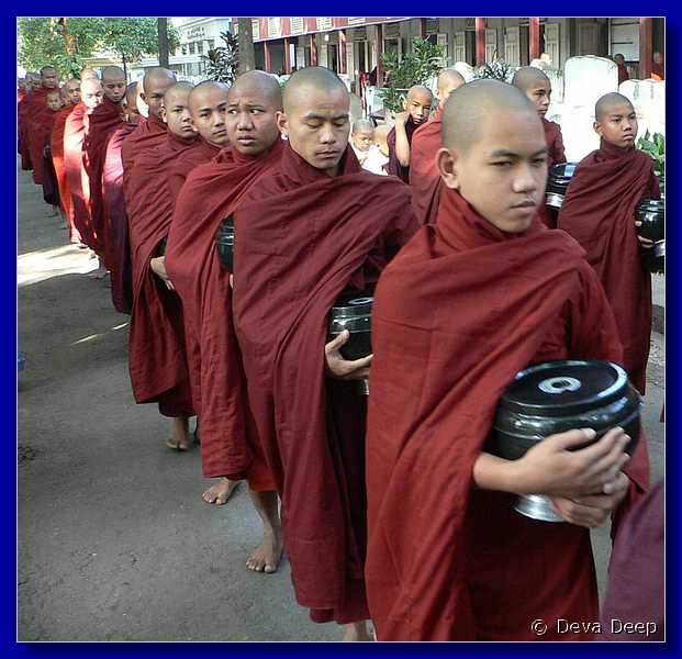 3094 Amarpura Mha Ganayon Kyaung Monks