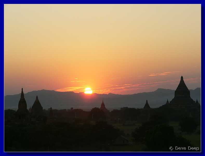 4112 Bagan Shwesandaw Sunset