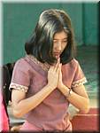 3881 Bagan Shwezigon Paya Girl praying.jpg
