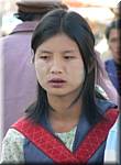 1769 20041221 1544-58 Taunggyi Market 2 with women.JPG