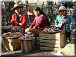1784 20041221 1555-42 Taunggyi Market 2 with women.JPG